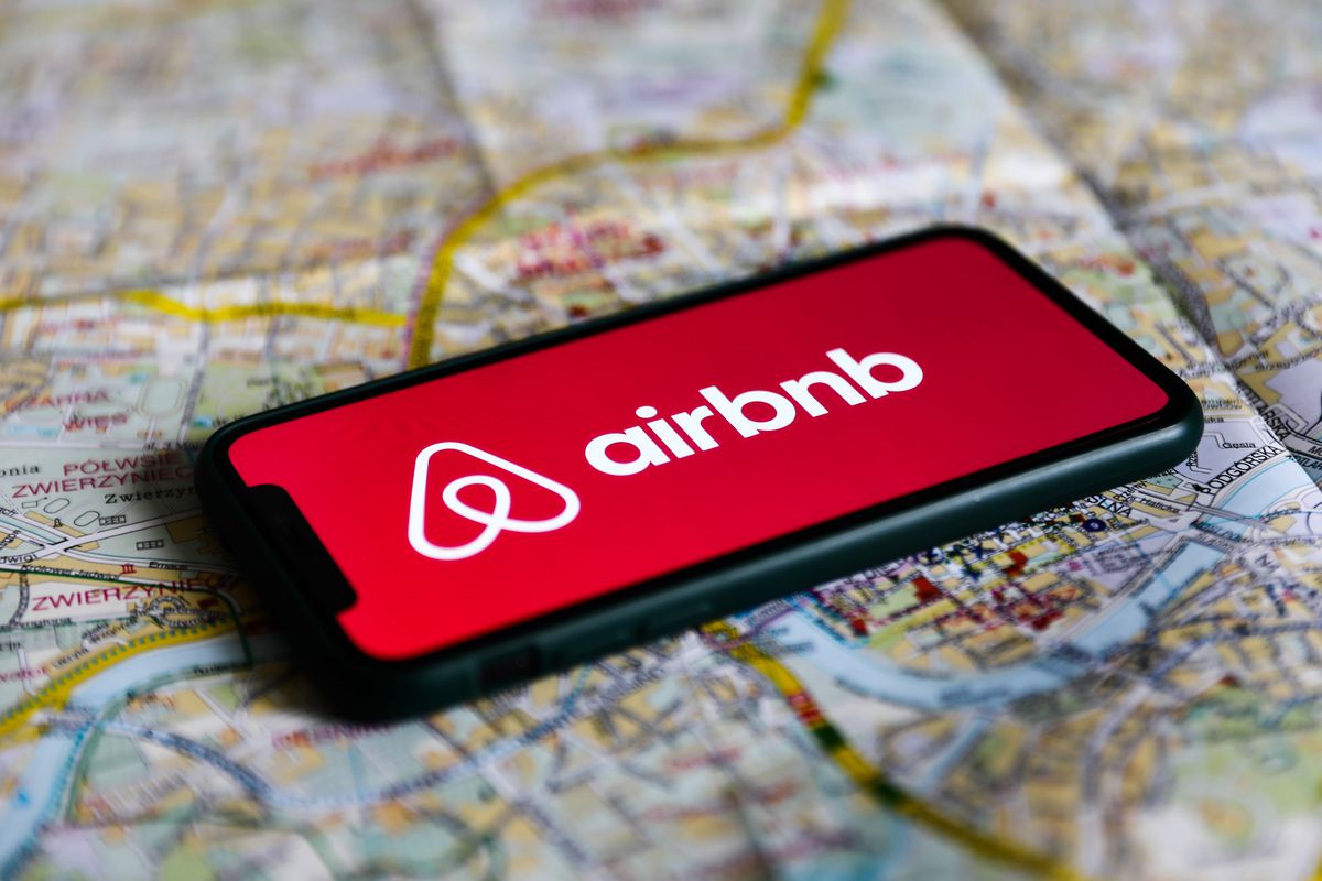 Airbnb is Closing Its Business in China Citing Various Reasons